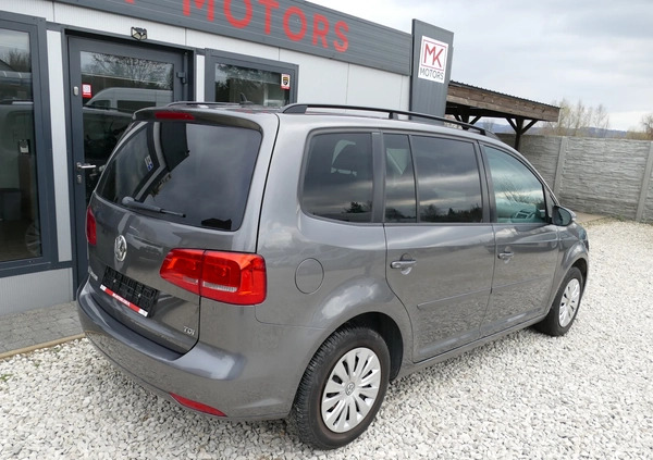 Volkswagen Touran cena 32900 przebieg: 220000, rok produkcji 2011 z Rzeszów małe 121